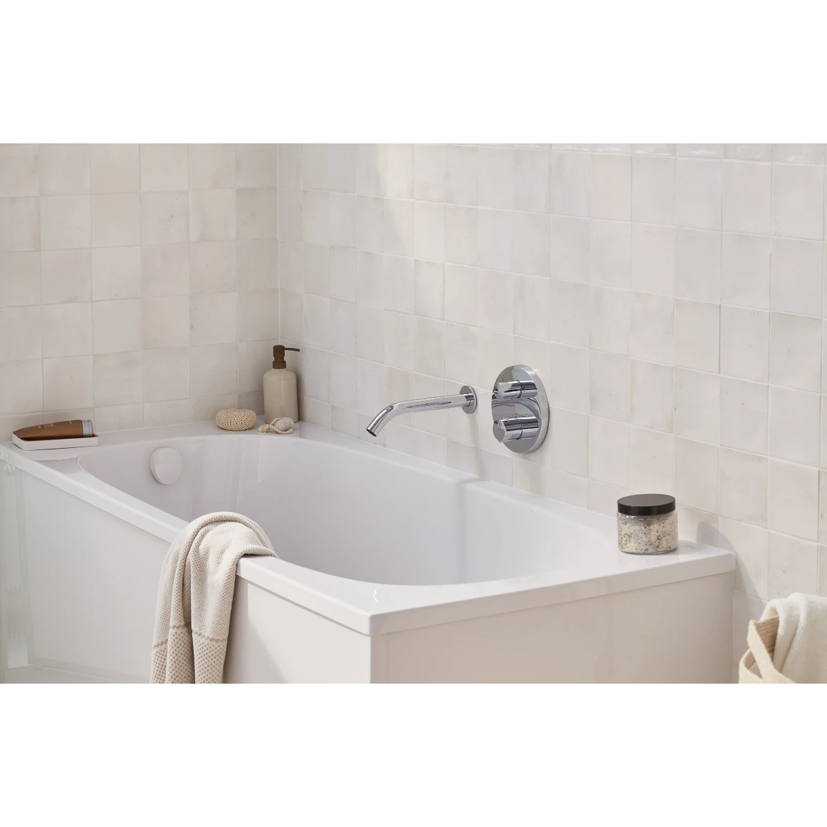 Излив для ванны Jacob Delafon Metro E25399-CP 240 мм