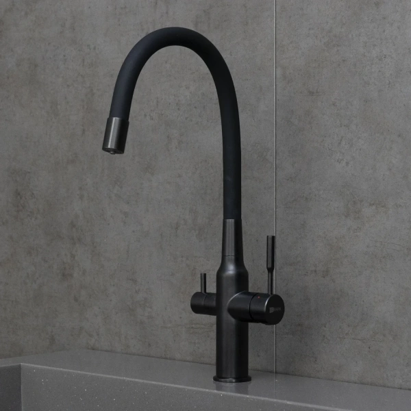 Смеситель для кухни Lemark Expert LM5083BL-Black с подключением к фильтру, гибким изливом, черный матовый